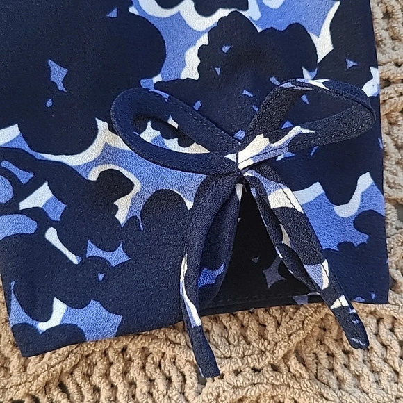 Talbots Navy Floral Sheath Dress - Size 6P (Petite) - Picture 2 of 6